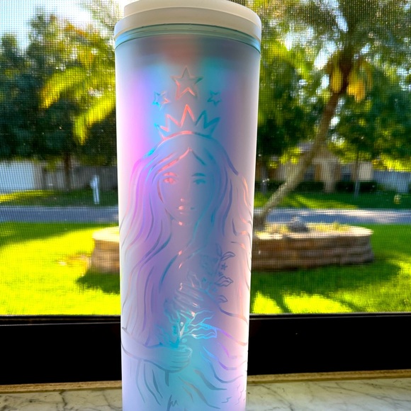 🧜🏻‍♀️ 🌈💕BRAND NEW Starbucks holographic Siren tumbler cup 🧜🏻‍♀️💜💕 - Picture 1 of 5